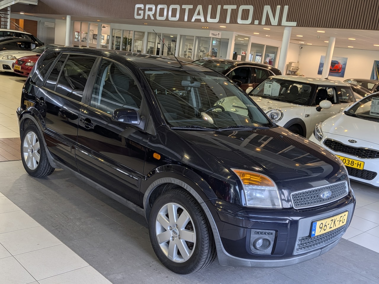 Ford Fusion - 1.4-16V Futura Trekhaak, Airco, Stuurbekrachtiging - AutoWereld.nl