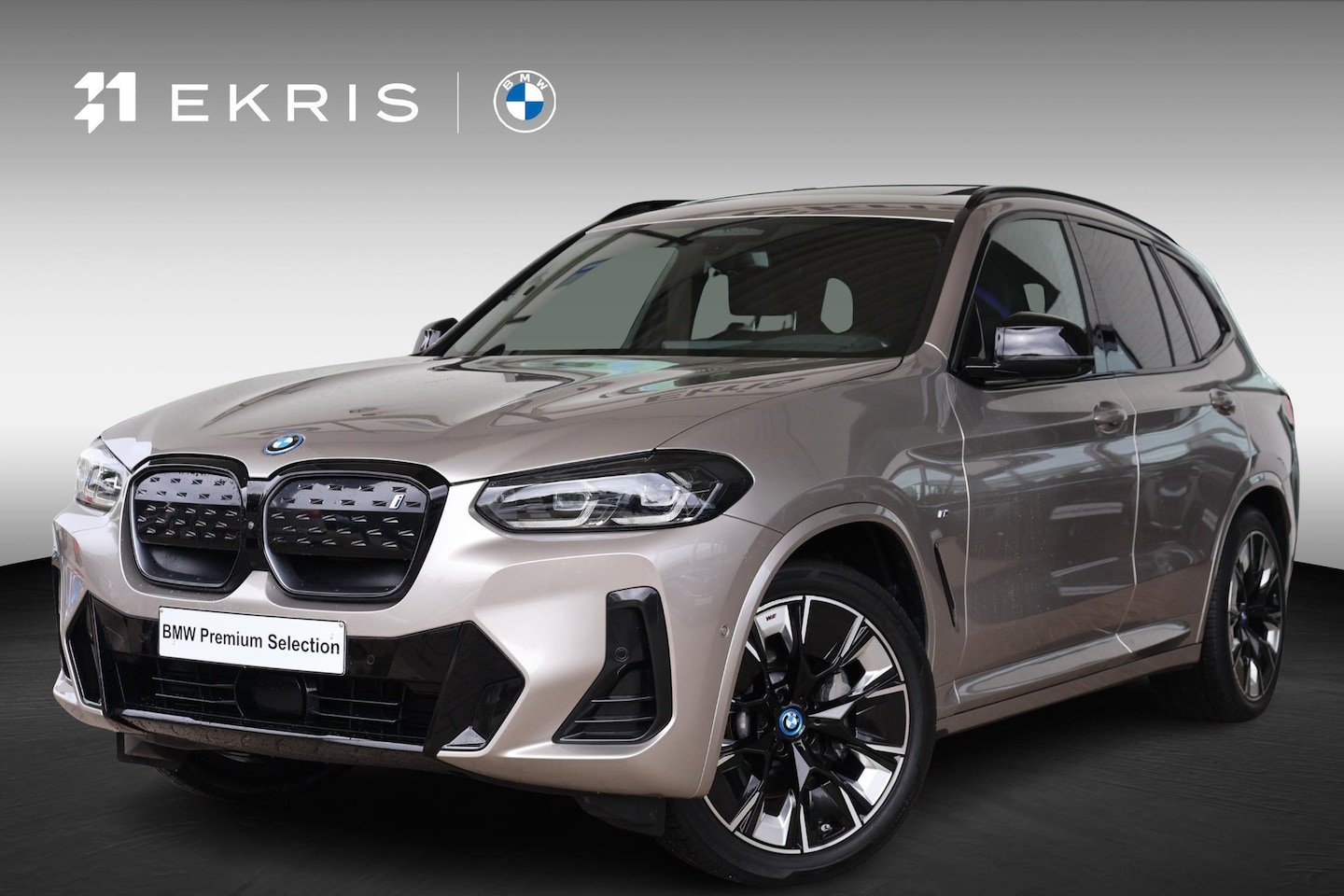 BMW iX3 - | Panoramadak | Stoelverwarming | Trekhaak - AutoWereld.nl