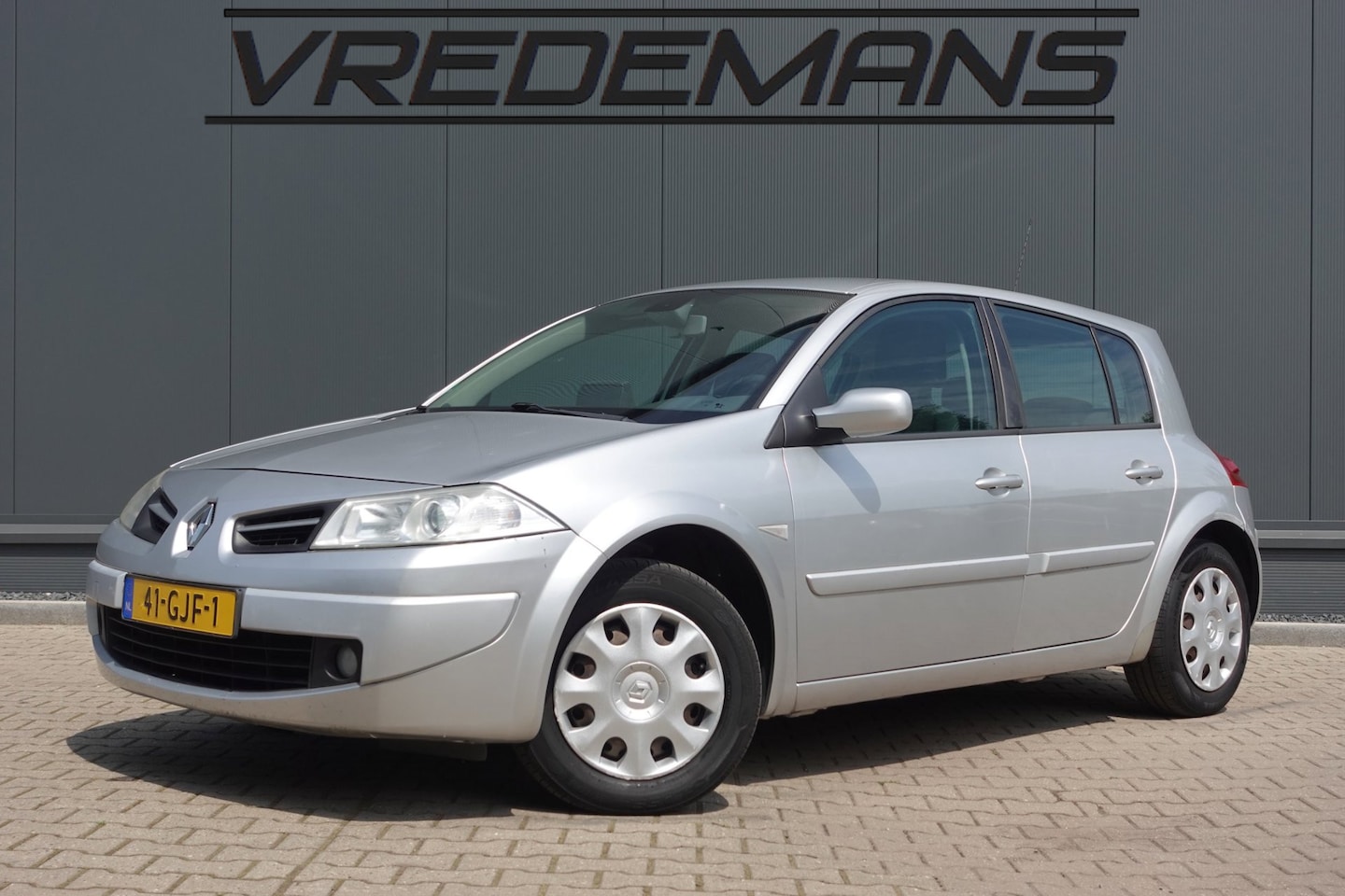 Renault Mégane - 1.6-16V Business Line 1.6-16V Business Line - AutoWereld.nl