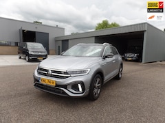 Volkswagen T-Roc - 1.5 TSI R-Line AUTOMAAT TREKHAAK CAMERA 2025