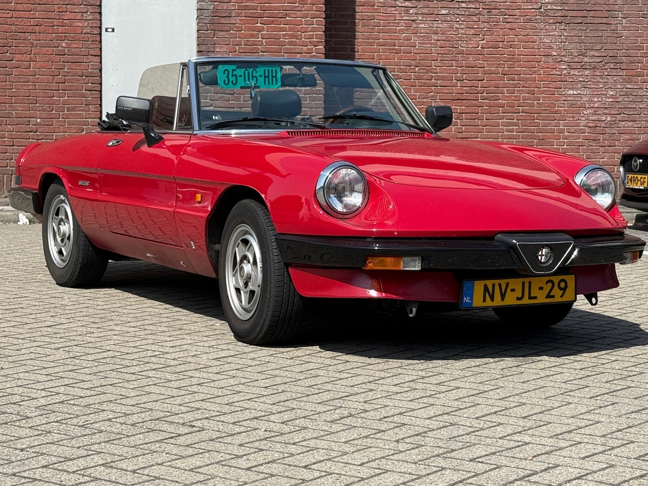 Alfa Romeo Spider - 2.0|CABRIO|NIEUWSTAAT|TAXATIEWAARDE €19000|LEDER - AutoWereld.nl