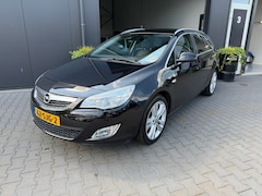 Opel Astra Sports Tourer - 1.4 Turbo Cosmo