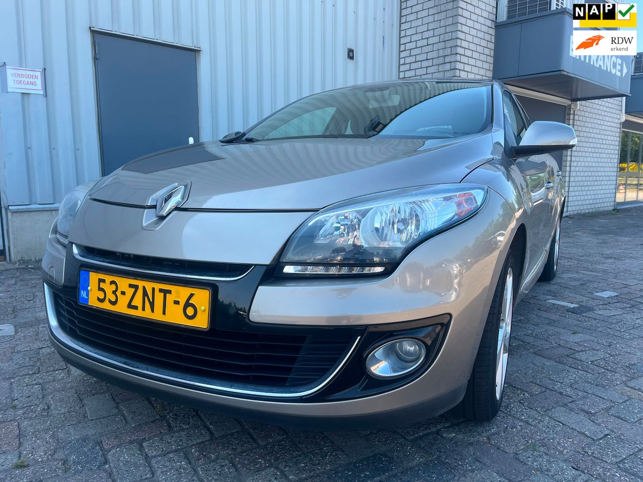 Renault Mégane - 1.2 TCe Collection - Start niet - Motor defect - Schade - AutoWereld.nl