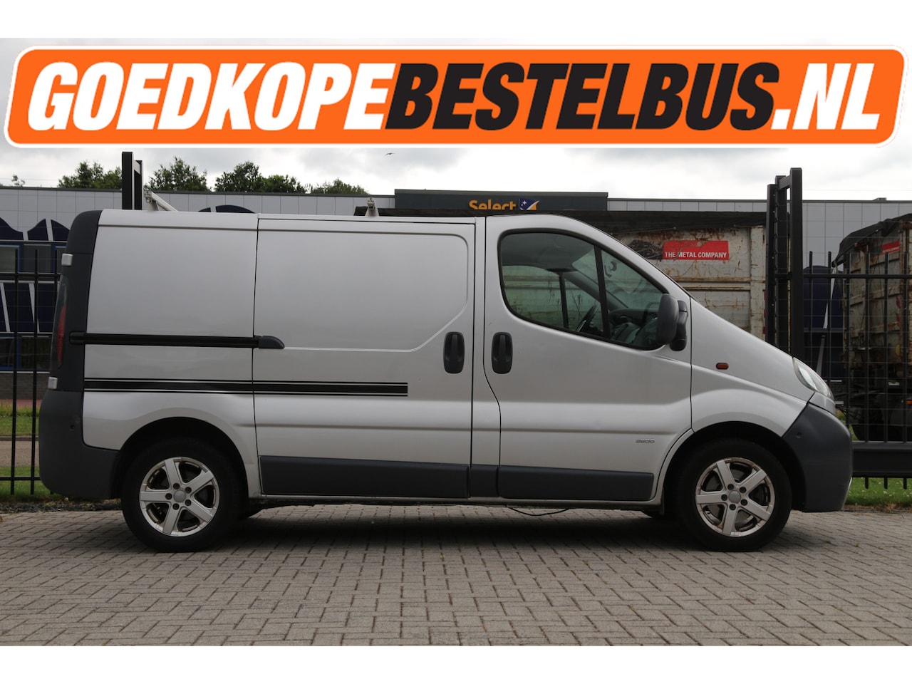 Opel Vivaro - 2.5 DTI 135PK / L1H1 / MARGE / Trekhaak.. - AutoWereld.nl