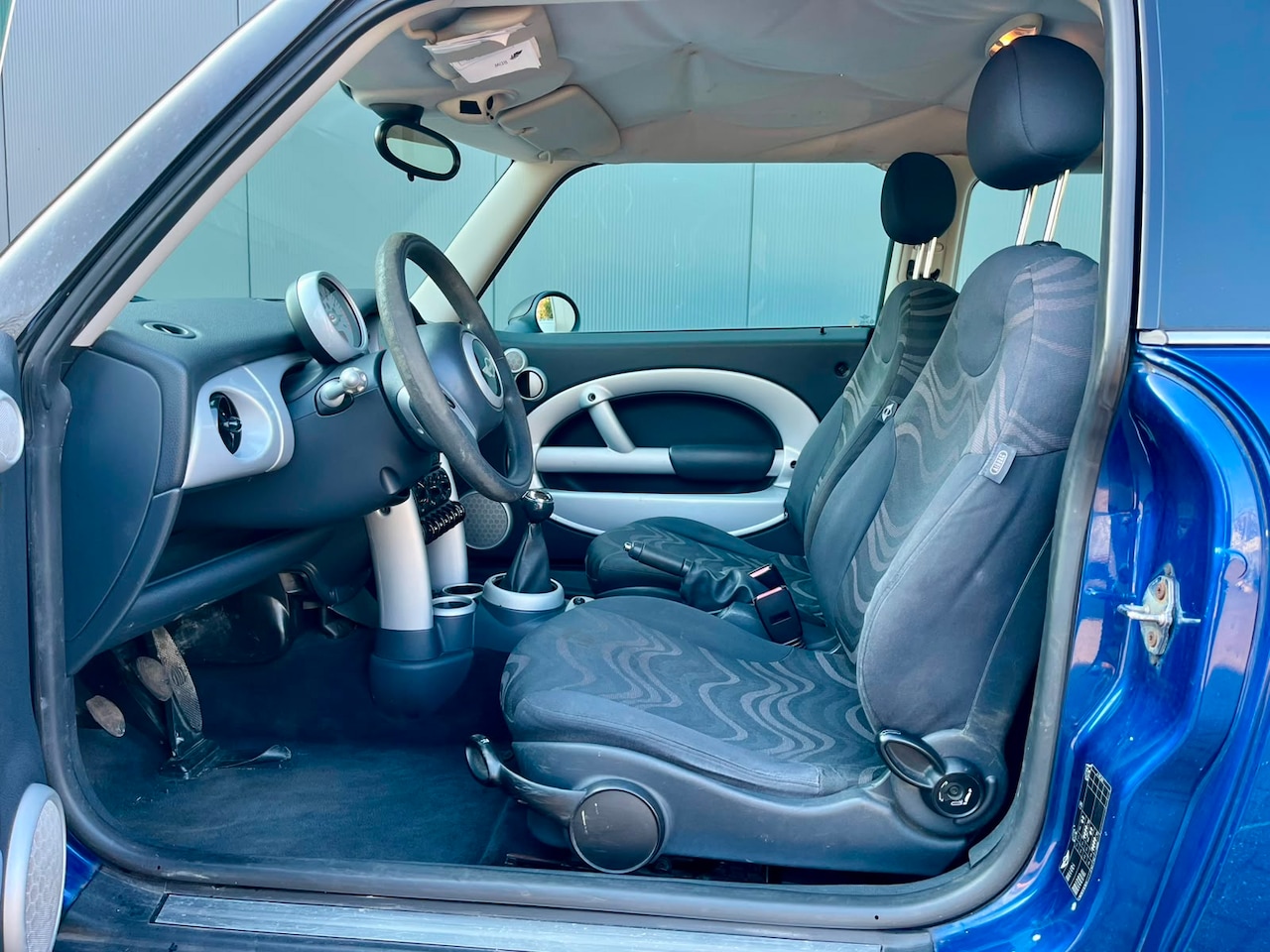 MINI 3-Deurs - 1.6 One Salt Olielekkage