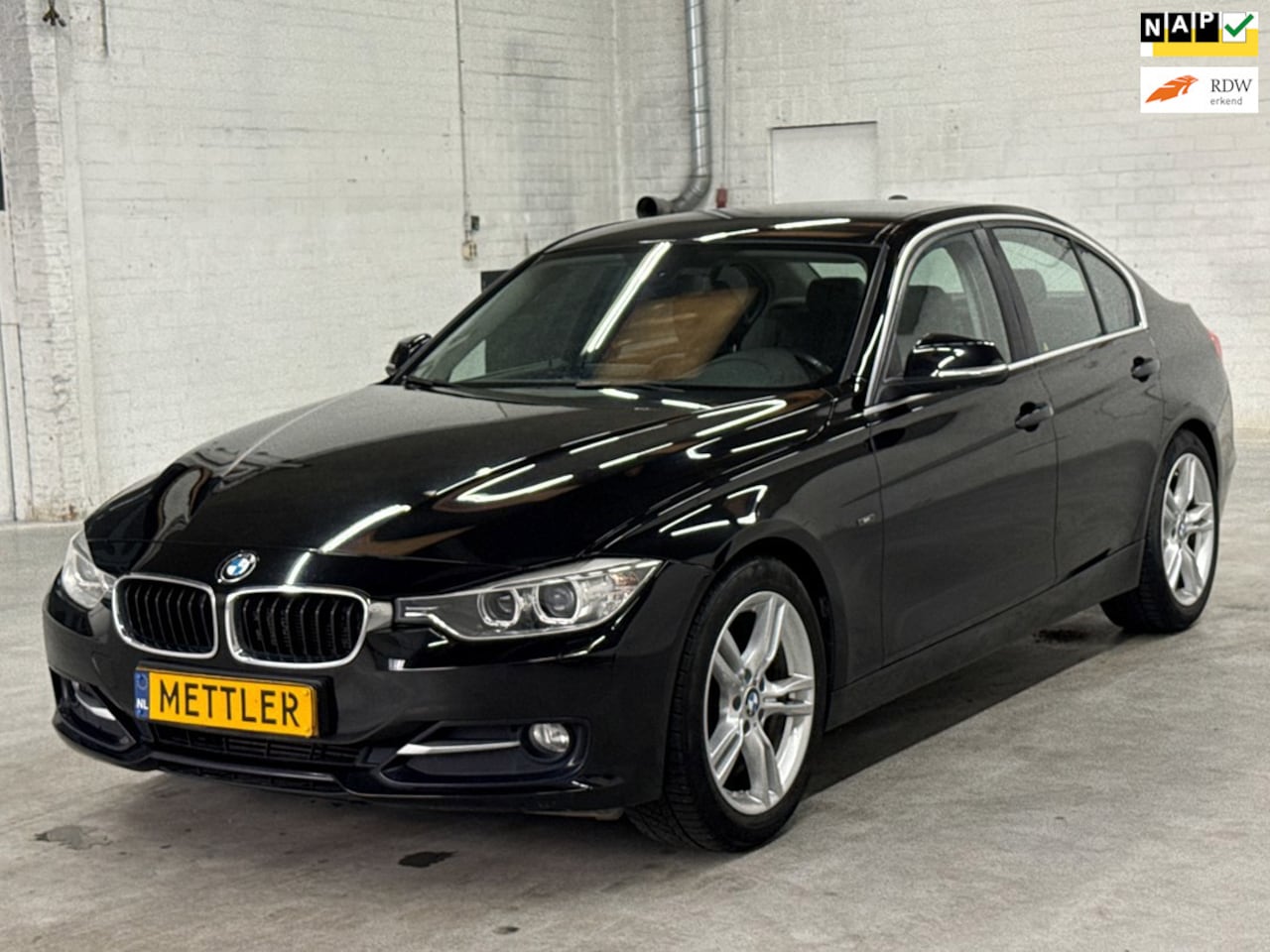 BMW 3-serie - 320d EfficientDynamics Edition High Executive 320d EfficientDynamics Edition High Executive - AutoWereld.nl