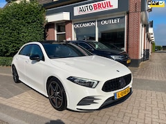 Mercedes-Benz A-klasse - 180 Business Solution AMG Aut.|Schuifd.|18 Inch|Navi|Camera|Virual Cockp|NL-auto