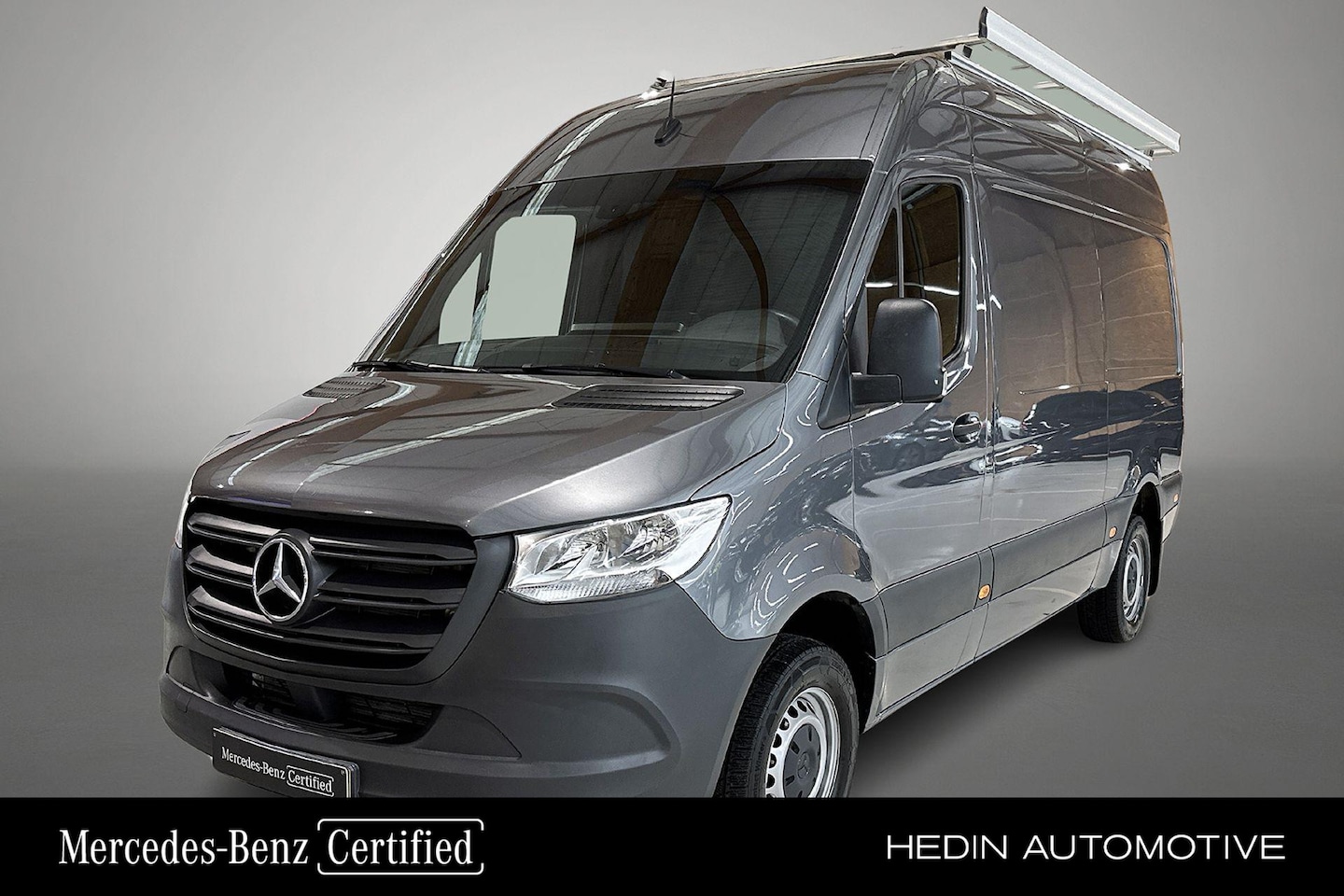 Mercedes-Benz Sprinter - 317 Diesel L2/H2 Automaat | Airco | Trekhaak | Camera | Cruise Control - AutoWereld.nl