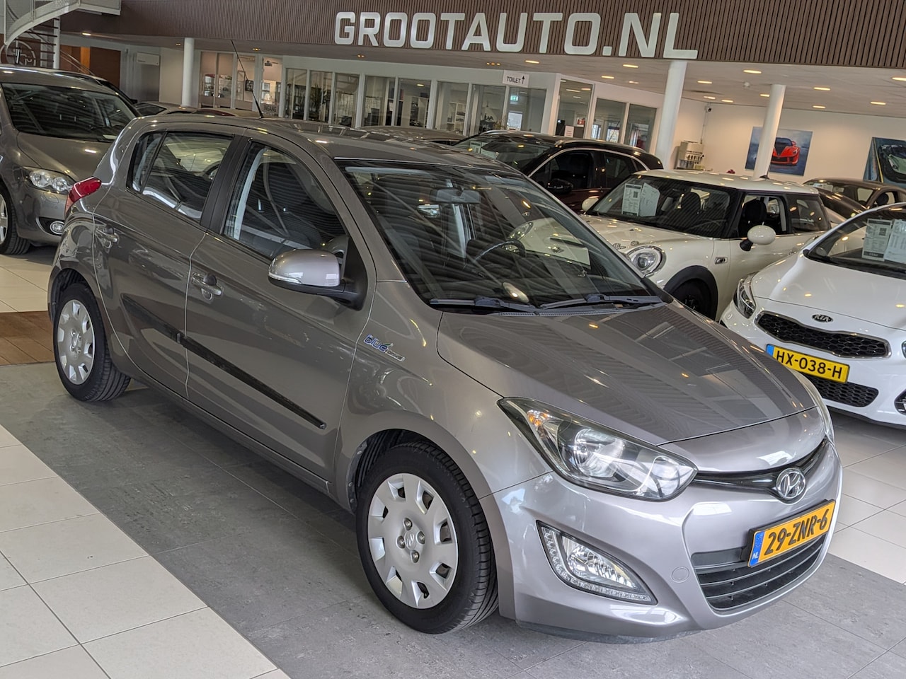 Hyundai i20 - 1.2i i-Motion Dealer Onderhouden, Airco, Stuurbekrachtiging - AutoWereld.nl