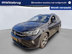 Volkswagen Taigo - 1.0 TSI 110pk R-Line / Virtual Cockpit / Camera / keyless / LM 17'' / App Connect / Clima