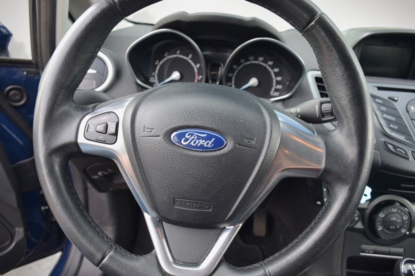 Ford Fiesta - 1.0 Style 1.0 Style, , Navigatie,5 Drs, Zeer net, NAP, Auto wordt afgeleverd met nieuwe Dist. set