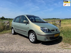 Renault Scénic - 2.0-16V AUTOMAAT