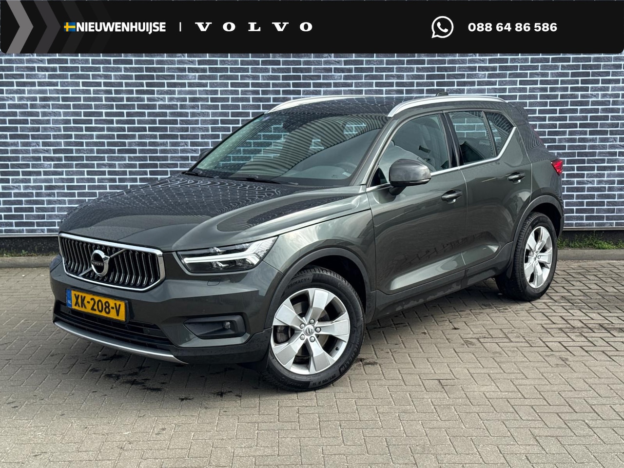 Volvo XC40 - 2.0 T4 Inscription | Trekhaak | Panoramadak | Achteruitrijcamera | BLIS | Cruise Control A - AutoWereld.nl