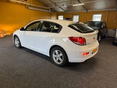 Chevrolet Cruze - 1.6 LT/NIEUWE DISTRIBUTIE/SENSOR/NAVI