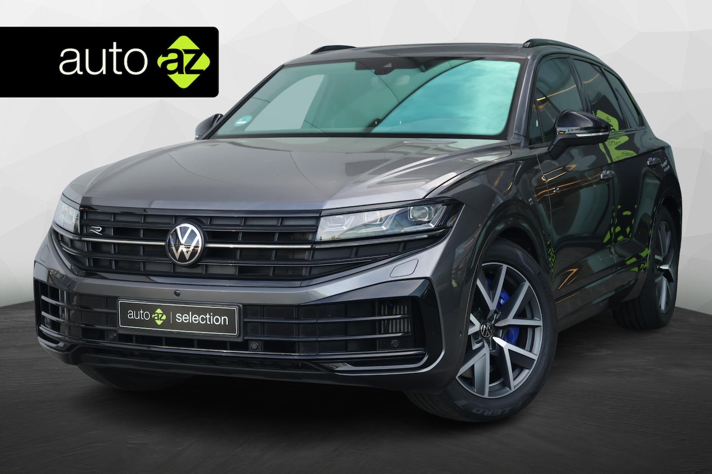 Volkswagen Touareg - 3.0 TSi eHybrid 4MOTION R / Panorama / Trekhaak / Memory - AutoWereld.nl
