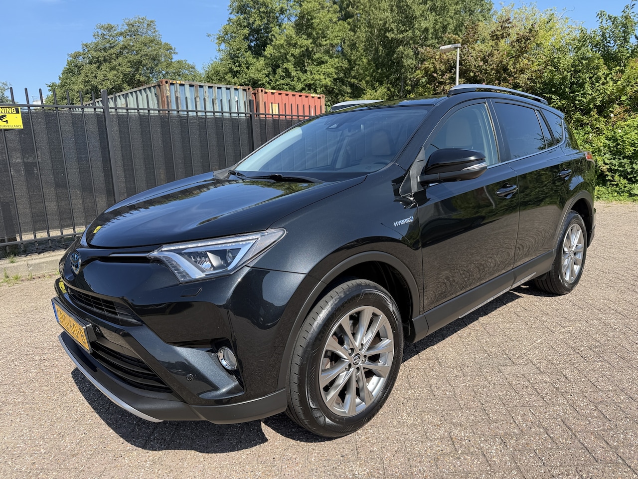 Toyota RAV4 - 2.5 Hybrid AWD Executive Cam/Clima/Leer/ACC/Stoelverw/Trekh - AutoWereld.nl
