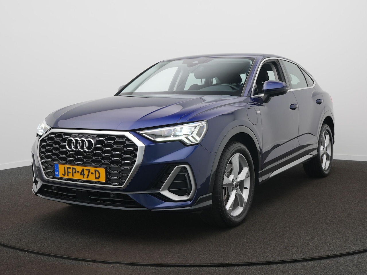 Audi Q3 Sportback - 45 TFSI e S Edition S-Line | Adaptive Cruise | Virtual | Navigatie | 19" LM - AutoWereld.nl