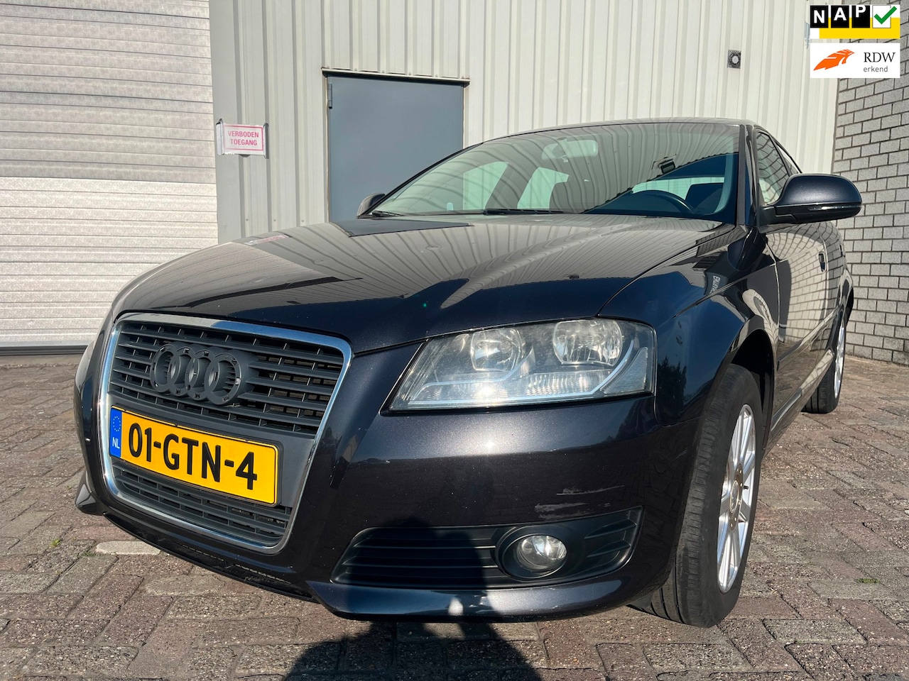 Audi A3 Sportback - 1.4 TFSI Attraction Pro Line - Koppeling defect - AutoWereld.nl