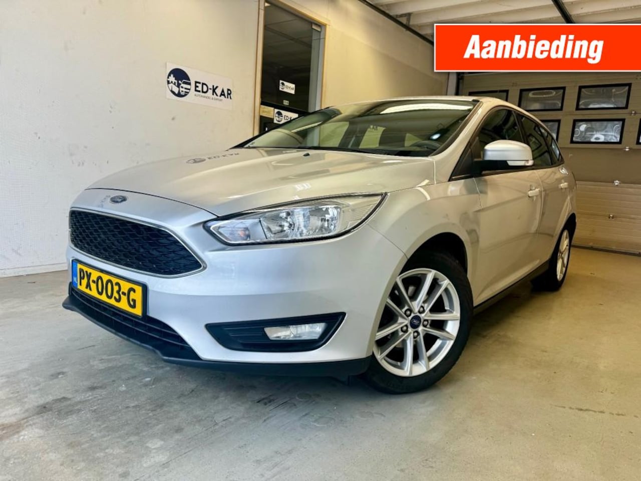 Ford Focus Wagon - WAGON 1.0 Titanium CLIMA TREKHAAK NAP APK bij afl. - AutoWereld.nl