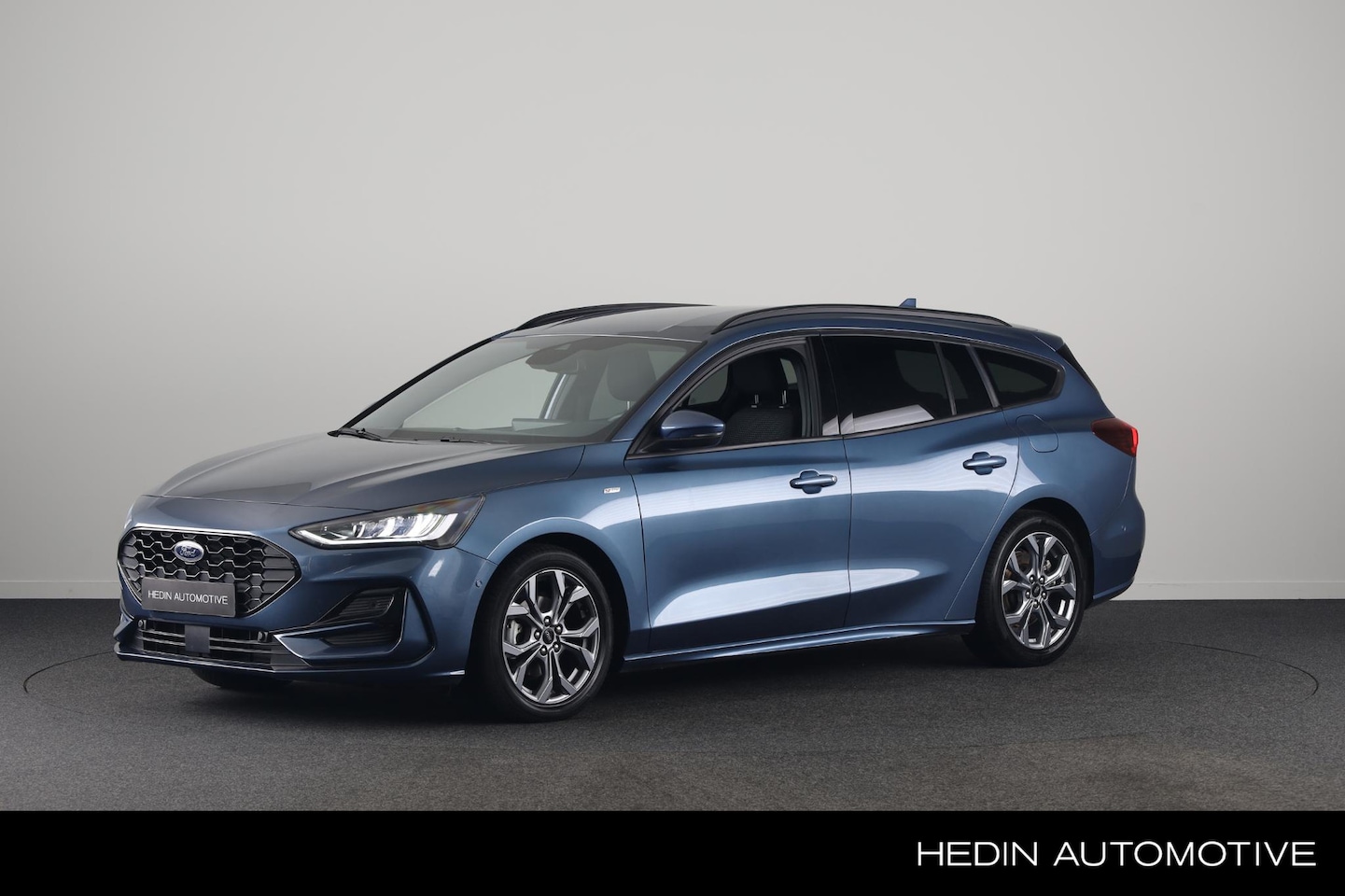 Ford Focus Wagon - 1.0 EcoBoost Hybrid ST Line | Driver Assistance | Winter Pack - AutoWereld.nl