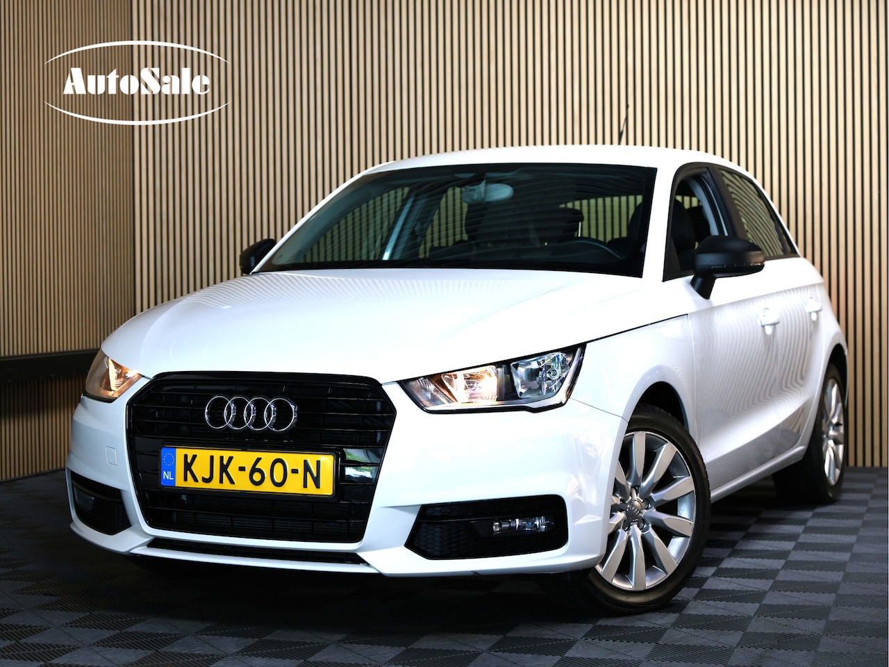 Audi A1 Sportback - 1.0 TFSI Advance AVM NAVI AIRCO CRUISE BT STOELVERWARMING "18 - AutoWereld.nl