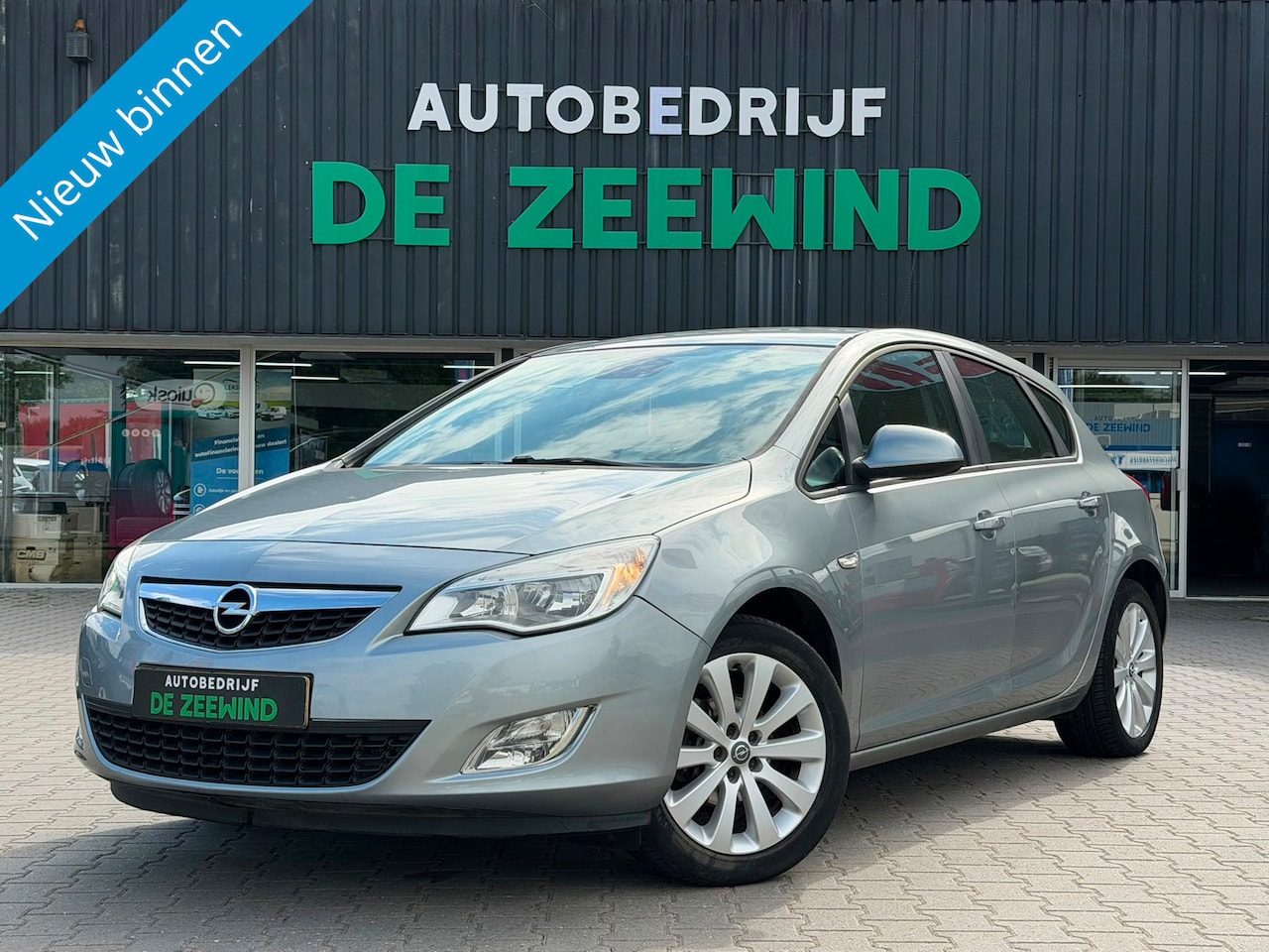 Opel Astra - 1.6 Edition|Geen oliedruk - AutoWereld.nl