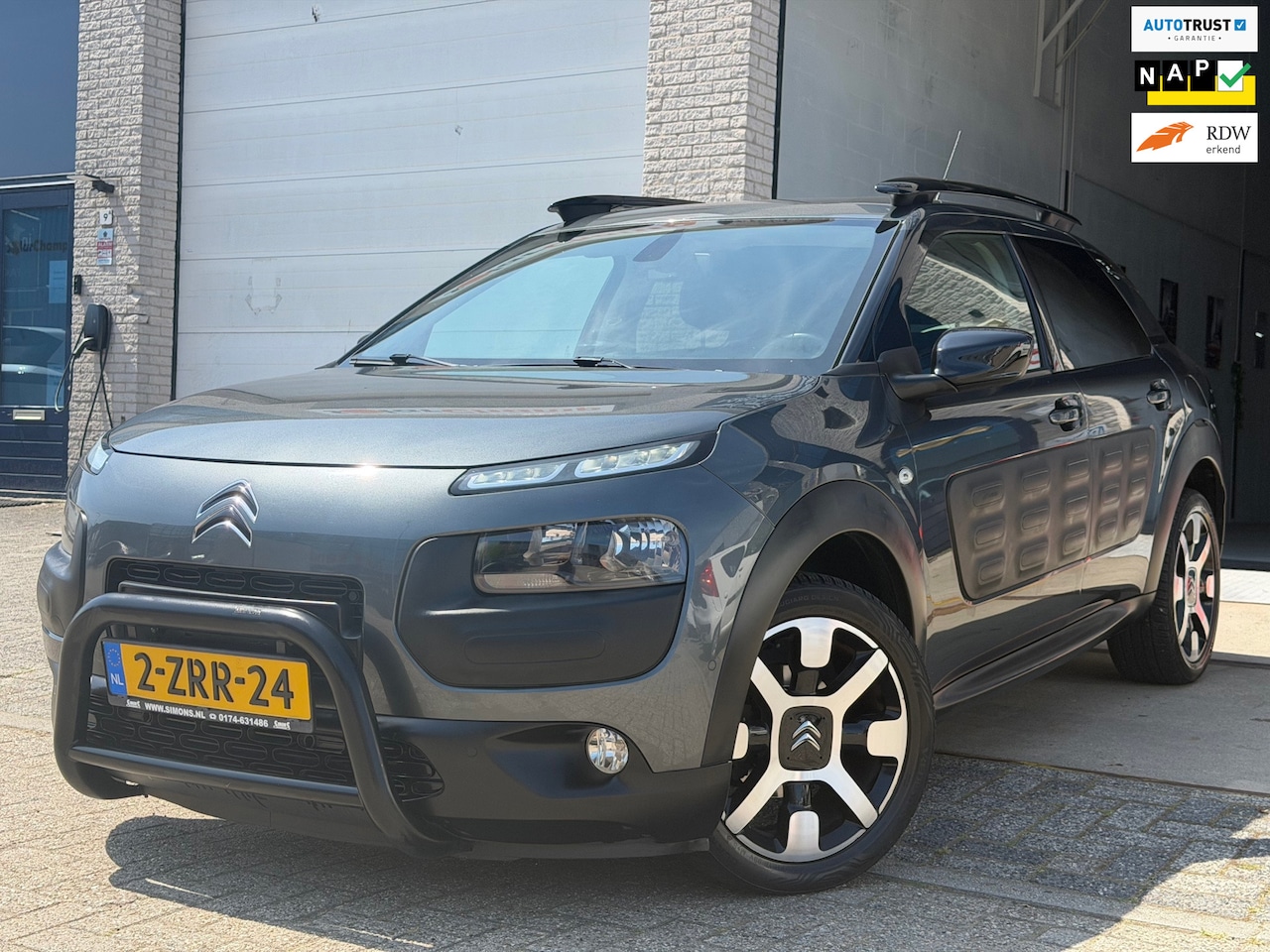 Citroën C4 Cactus - 1.2 PureTech Shine/ nap/ 2e EIG/ dealeronderhouden/ 1jaar apk/ airco/ naci/ pdc/ zeer nett - AutoWereld.nl