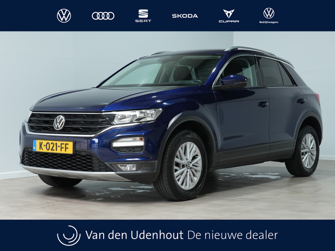 Volkswagen T-Roc - 1.0 115pk TSI Style Navigatie achteruitrijcamera 212 - AutoWereld.nl