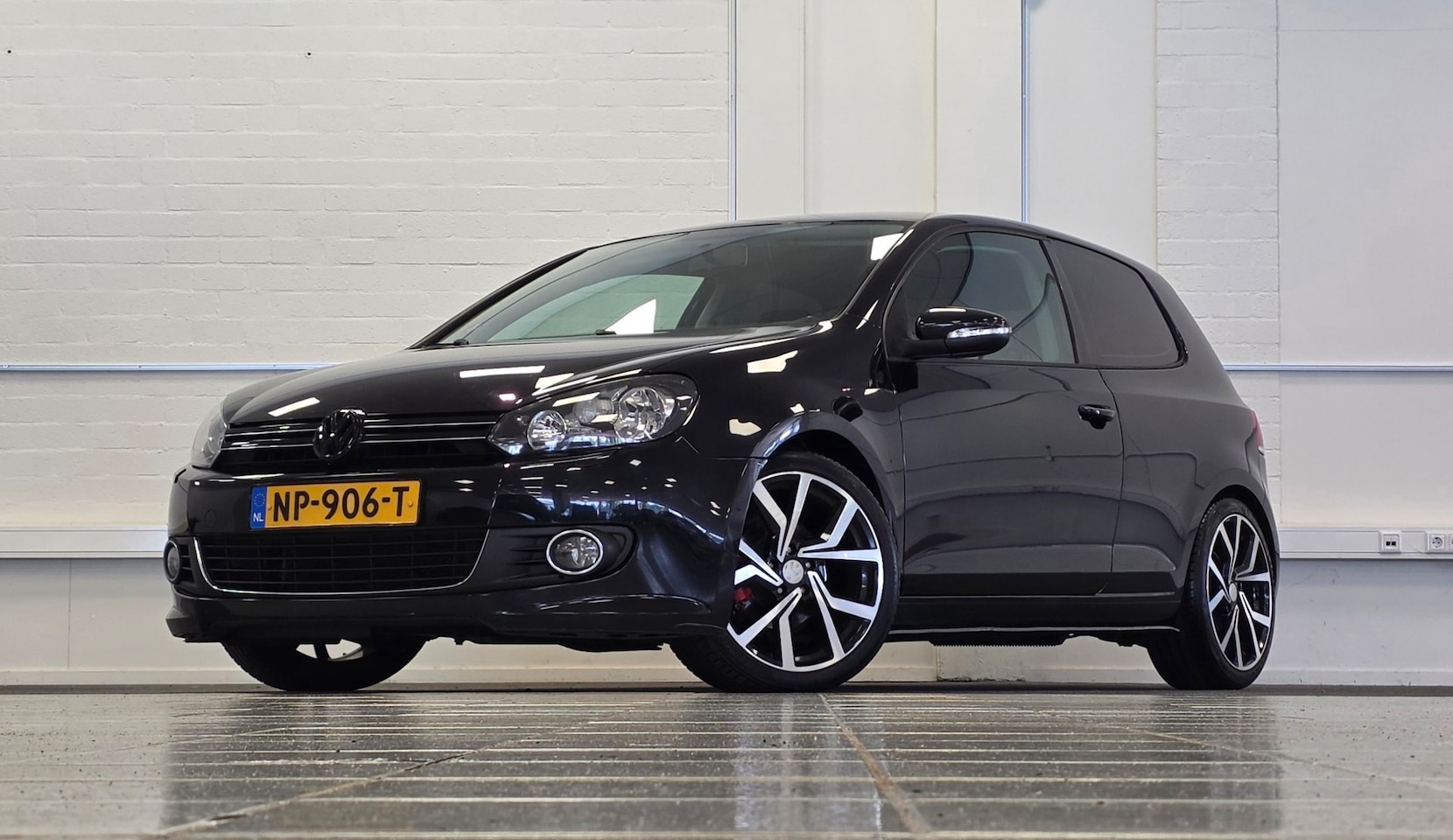 Volkswagen Golf - 1.4 Trendline 18"LM velgen Navi Garantie Mooi! - AutoWereld.nl