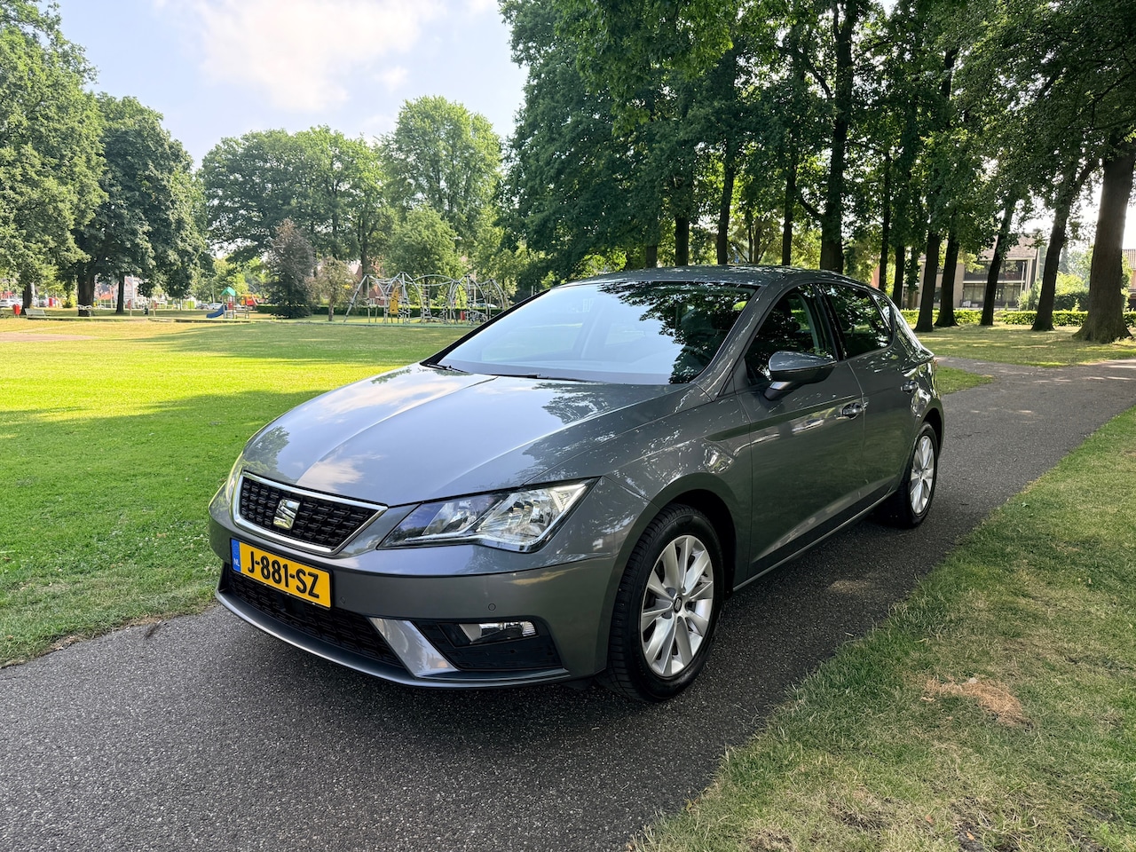 SEAT Leon - 1.6 TDI Style Business Intense Export prijs 2018 - AutoWereld.nl