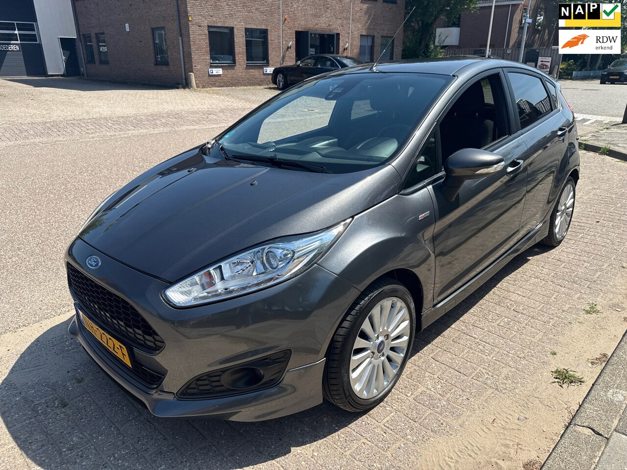 Ford Fiesta - 1.0 EcoBoost ST-Line 1.0 EcoBoost ST Line - AutoWereld.nl