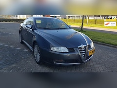 Alfa Romeo GT - 2.0 JTS Distinctive Automaat, Apk, Airco. Nap, Luxe uitvoering