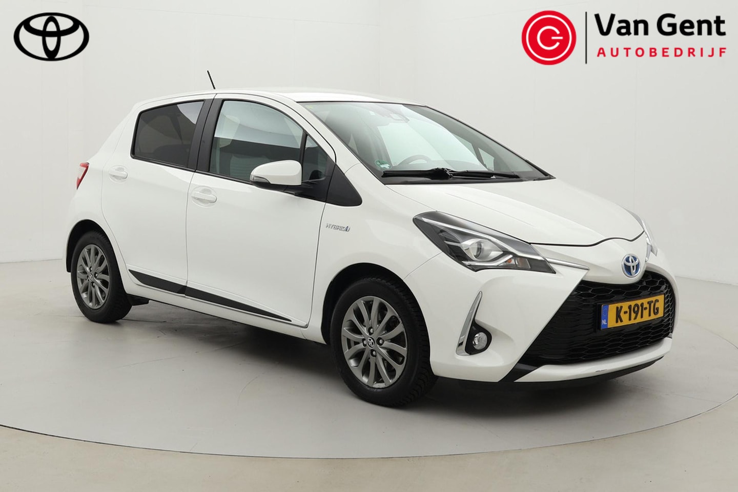 Toyota Yaris - 1.5 Hybrid Aspiration | Navigatie | Cruise Control | Clima | Parkeersensoren achter | Came - AutoWereld.nl