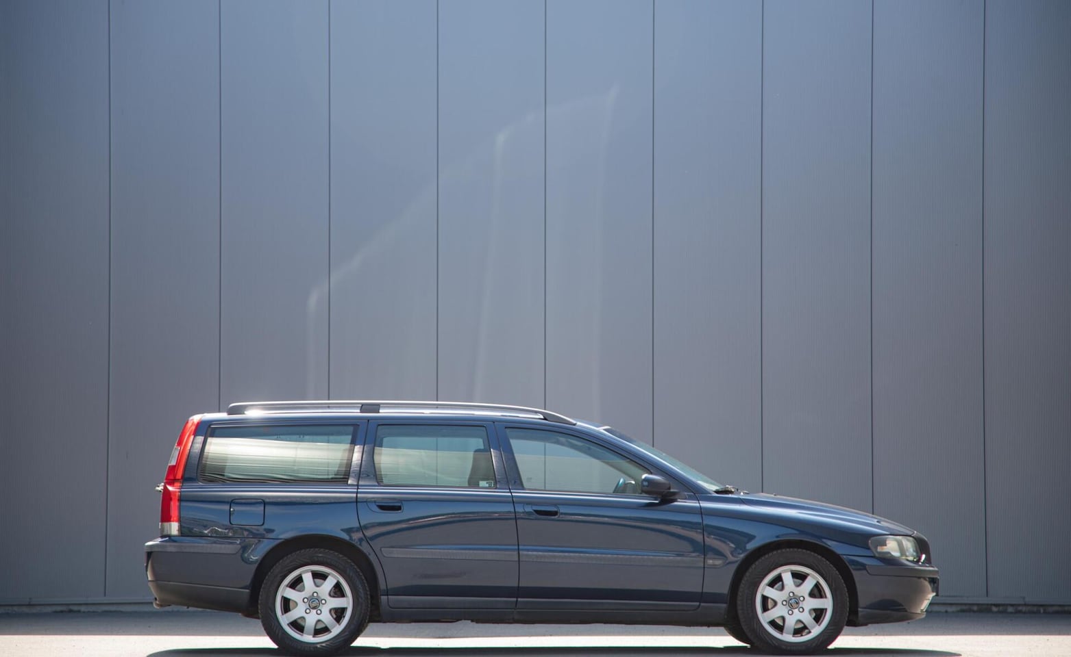 Volvo V70 - 2.4 Comfort Line 2.4 Comfort Line - AutoWereld.nl
