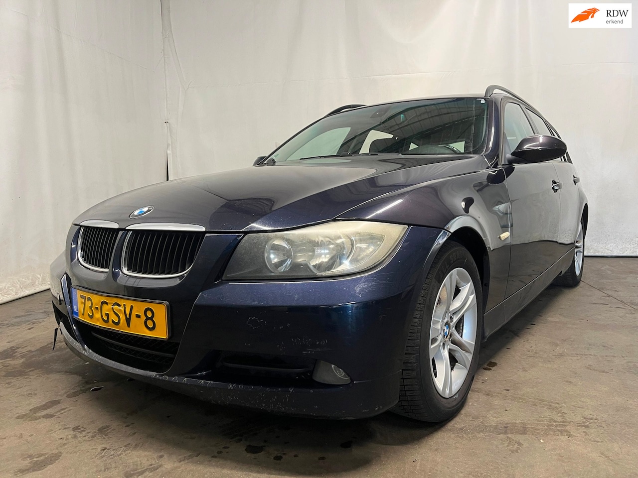 BMW 3-serie Touring - 320i Business Line - Schade - AutoWereld.nl