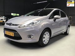 Ford Fiesta - 1.6 TDCi ECOnetic Titanium I New Apk + 2x Banden I Airco I Cruise I 5 Drs I Mistlampen I E