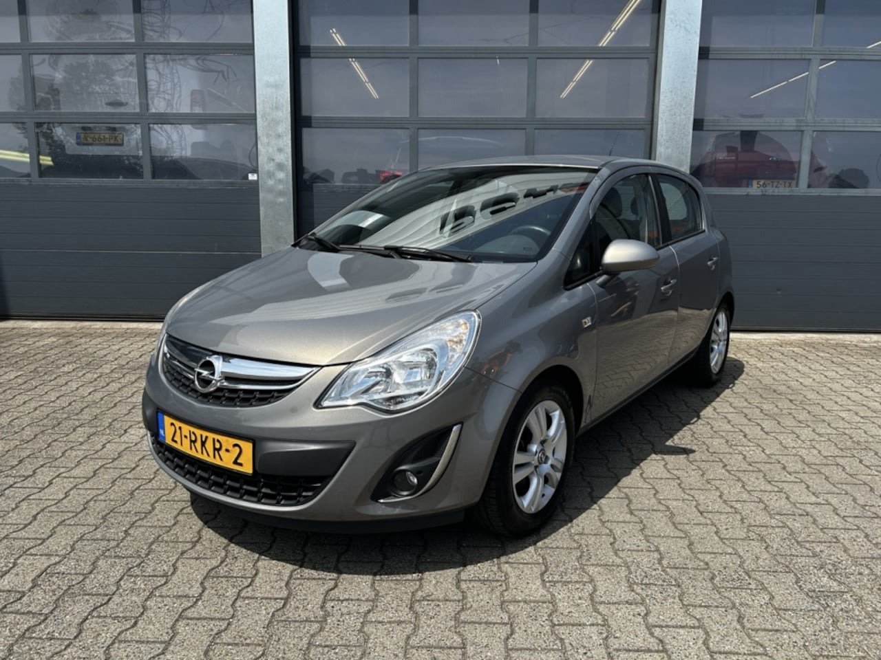 Opel Corsa - 1.2 16V 5D EASYTRONIC Edition - AutoWereld.nl