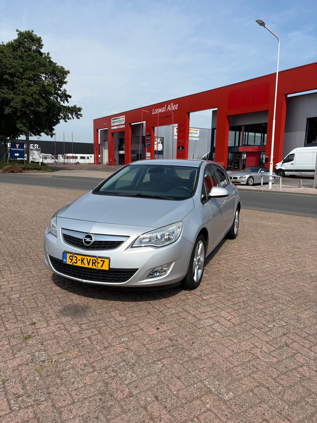 Opel Astra - 1.6 Edition | Trekhaak | Distributie vervangen | APK 05-2027 - AutoWereld.nl
