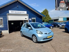 Toyota Aygo - 1.0-12V