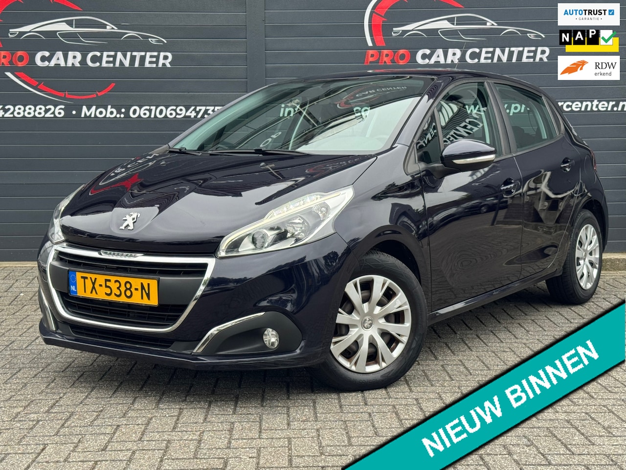 Peugeot 208 - 1.2 PureTech Blue Lease Active AIRCO | CRUISE | PDC | NAVI | EL.RAMEN | NAP | APK - AutoWereld.nl