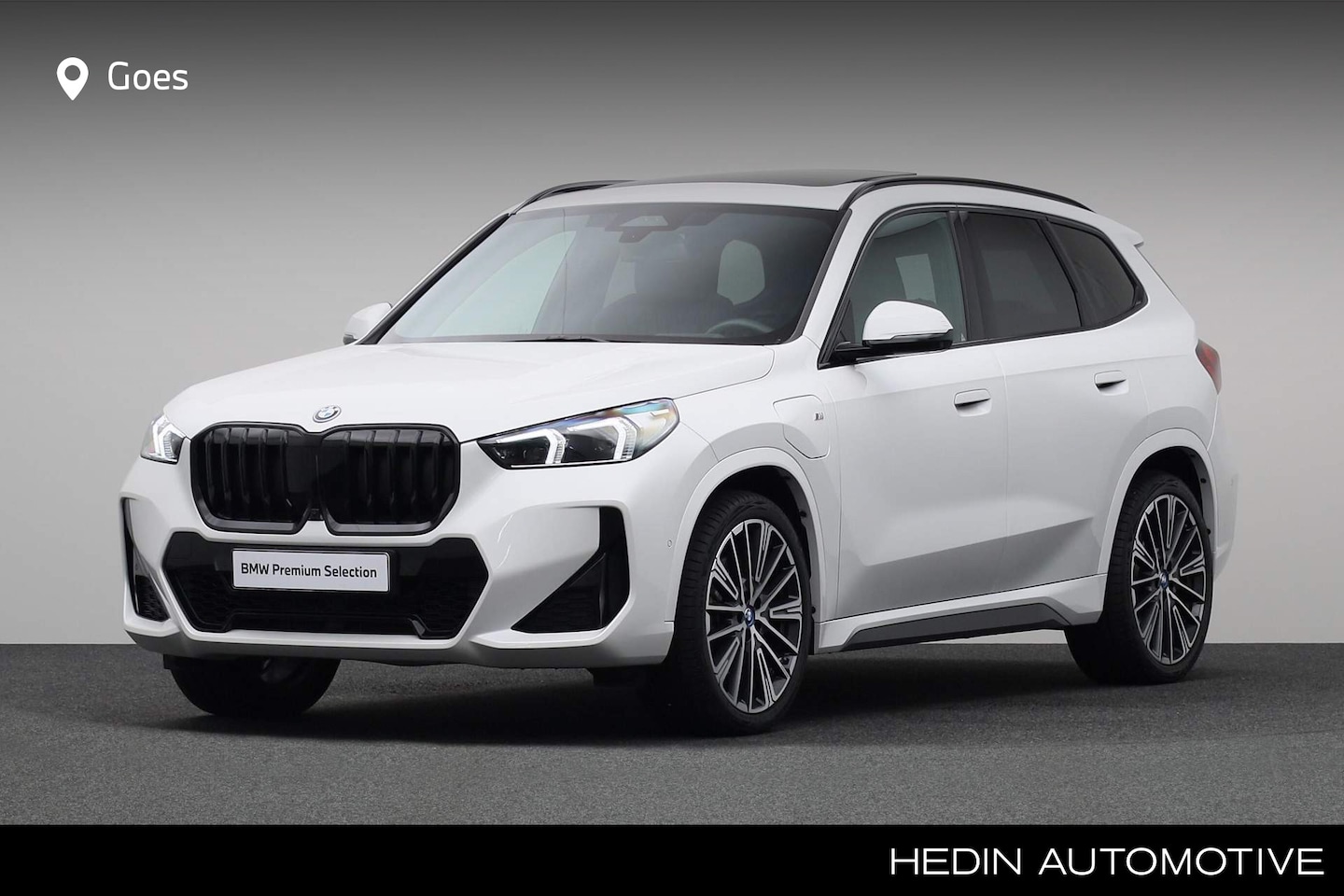 BMW X1 - xDrive25e | M Sportpakket | Stuurwielrand verwarmd | Steptronic transmissie met schakelpad - AutoWereld.nl