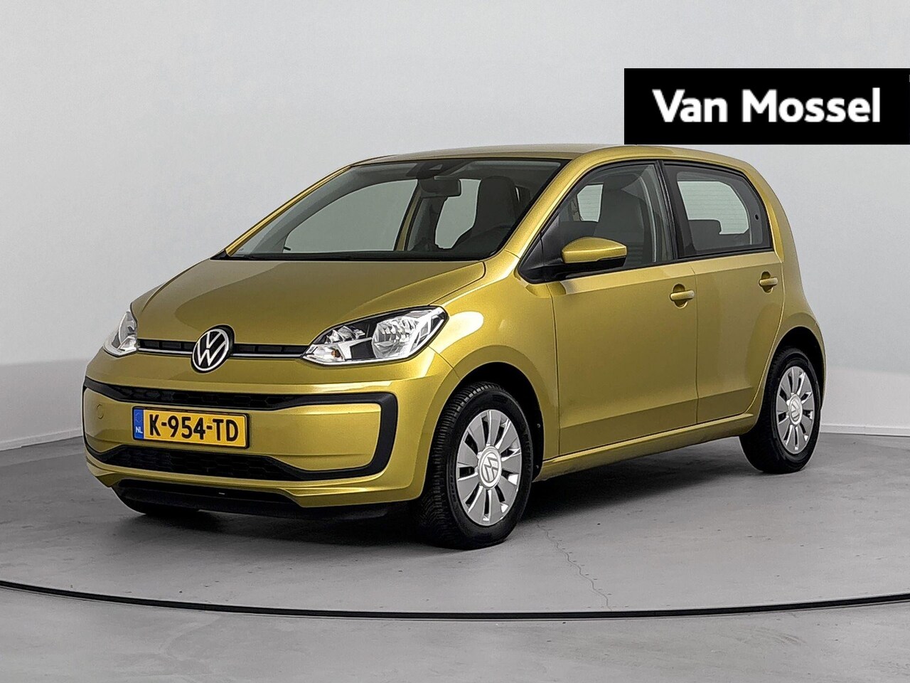 Volkswagen Up! - 1.0 BMT move up! 65 PK | Airco | Bluetooth | 5 deurs | All Season banden | Elektrische ram - AutoWereld.nl