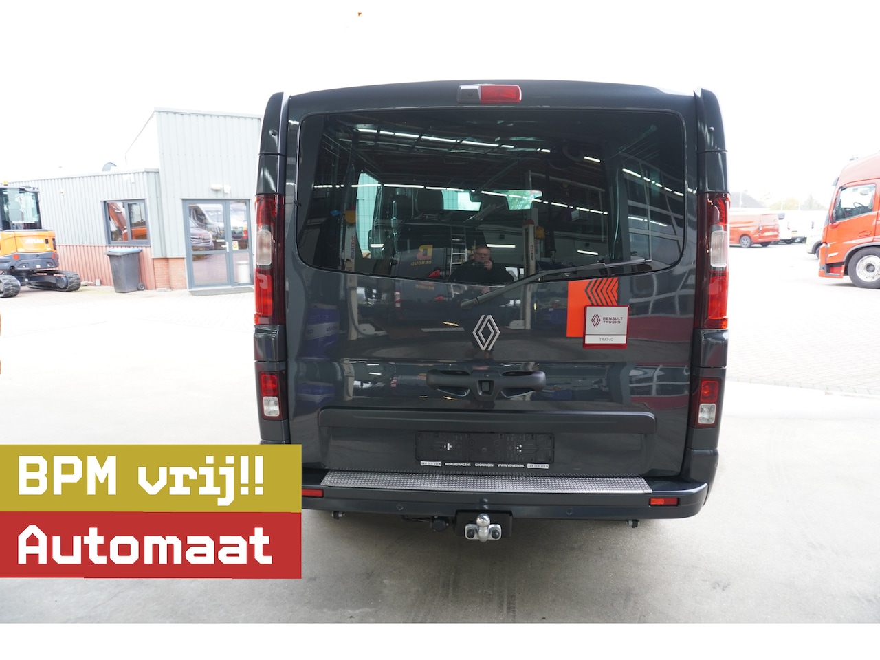 Renault Trafic - 2.0 Blue dCi 170pk T30 L2H1 Red Edition Exclusive Automaat Schuifdeur L / R Nr. V203 | Cli - AutoWereld.nl
