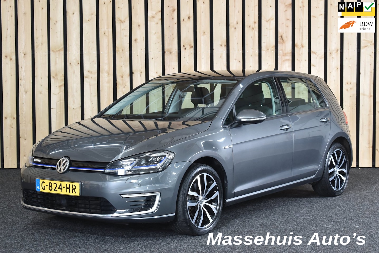 Volkswagen e-Golf - E-Golf 113dkm Warmtepomp CarPlay Camera Navi Cruise 2x Laadkabels Nwe APK - AutoWereld.nl