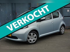 Toyota Aygo - 1.0-12V + | Cruise Control | Erg Netjes | APK 01-07-2027