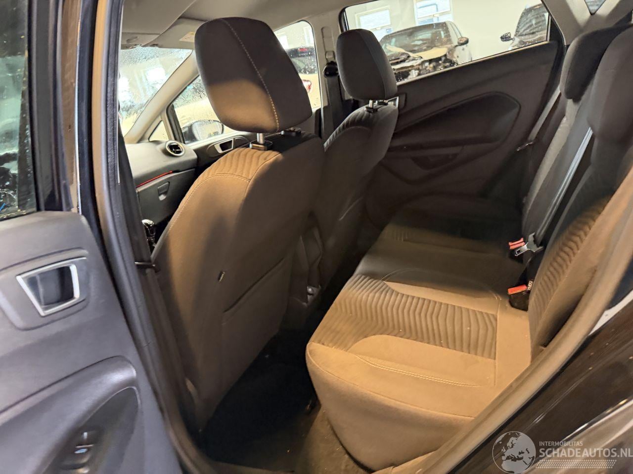 Ford Fiesta - 1.5 TDCi Titanium 1.5 TDCi Titanium