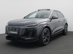 Audi Q6 e-tron - S edition 83 kWh 252 PK SOH 99%, Panorama Dak, Matrix led, Trekhaak, Zwart Optiek, 360 cam