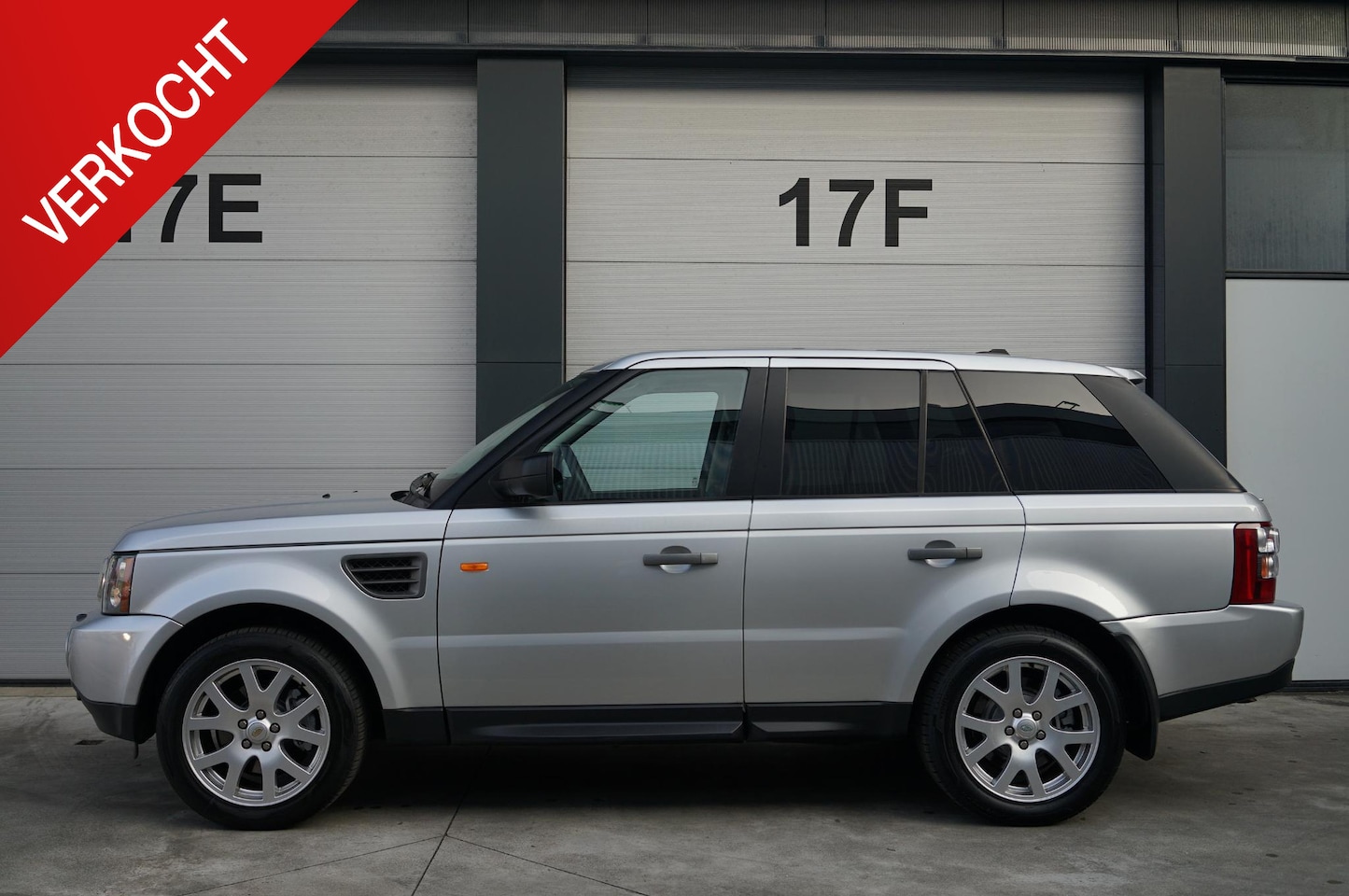 Land Rover Range Rover Sport - 4.4 V8 HSE 4.4 V8 HSE - AutoWereld.nl