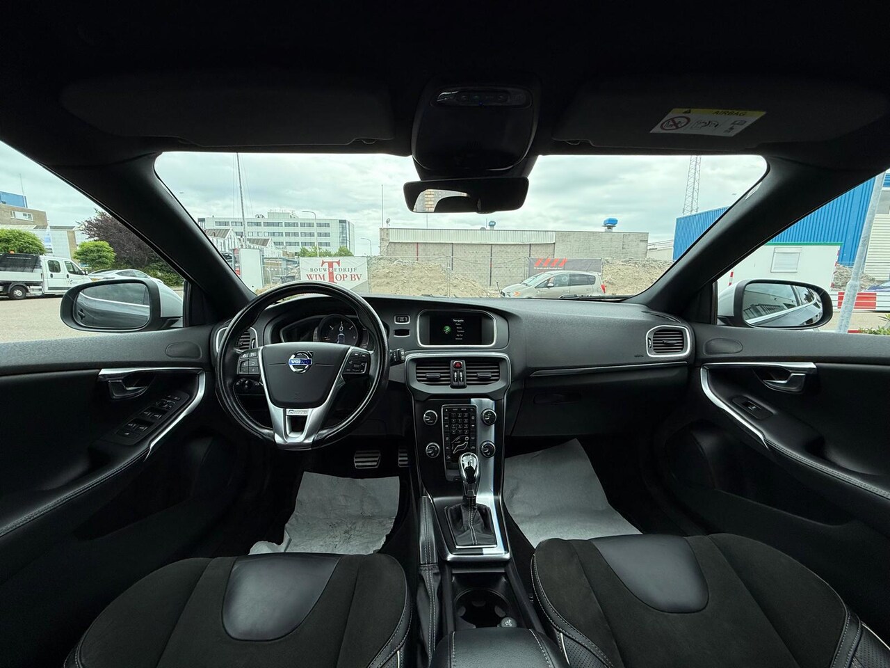 Volvo V40 - 2.0 D4 Inscription 2.0 D4 Inscription - AutoWereld.nl