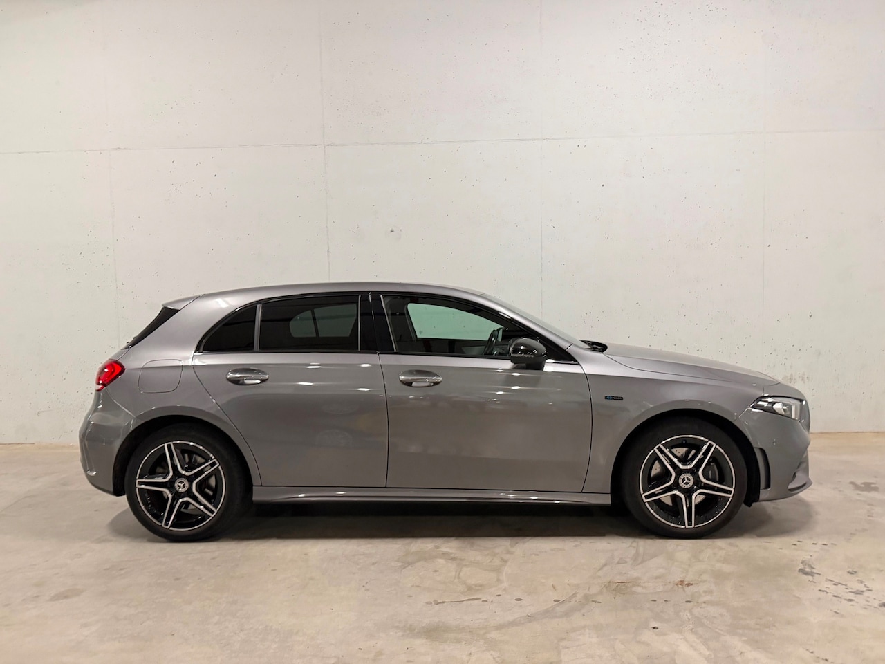 Mercedes-Benz A-klasse - 250 e AMG Limited Camera Navi Cruise - AutoWereld.nl